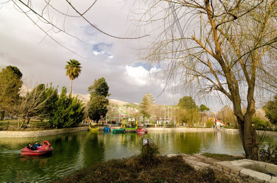 معرفی پارک آزادی شیراز